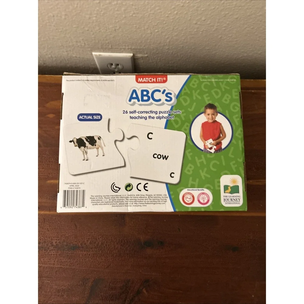 The Learning Journey - Match it! ABC - 26 Self Correcting Alphabet Puzzle‎ Sets